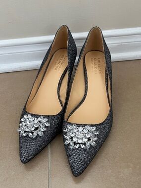 American Glamour Badgley Mischka crystal-embellished pointed-toe pumps
